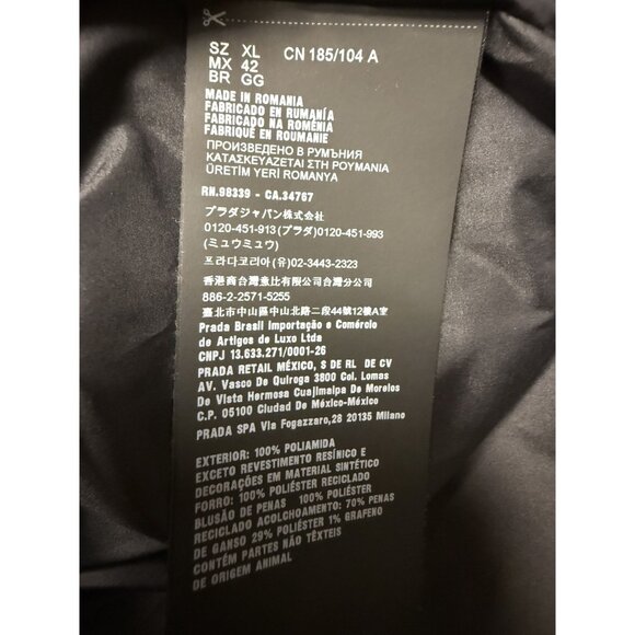 Prada XL Black Hooded Puffer Jacket With Graphene Padding Technology & Zipper Cl - Picture 6 of 16